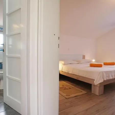 Vakantiehuis Holiday In Peroj Istrien 8650